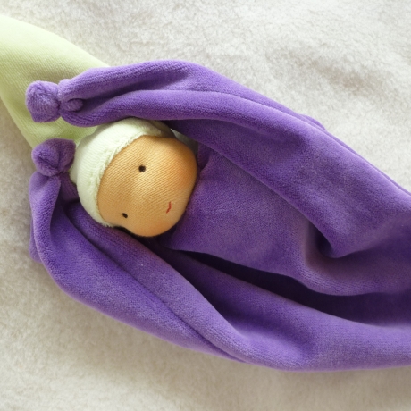 Zipfelpuppe, Knotenpuppe, Erste Puppe