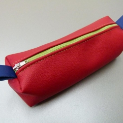 Mäppchen / Federmäppchen / Stiftemäppchen in Leder rot