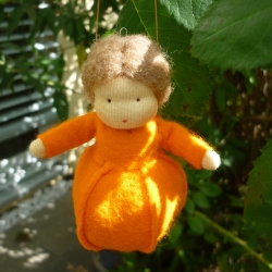 Lampion-Blumenkind, zum Hängen