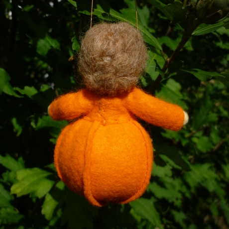 Lampion-Blumenkind, zum Hängen