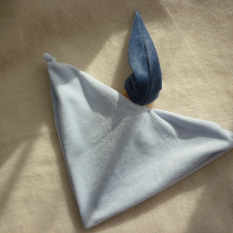 Zipfelpuppe, Knotenpuppe, Erste Puppe