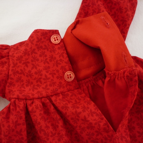 Rotes Puppenkleid. Für Puppengröße 37 - 40 cm