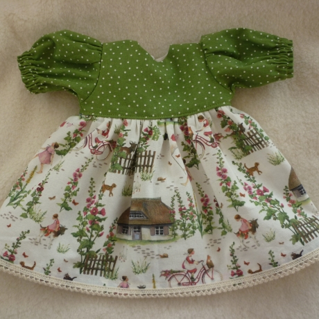 Wunderschönes Puppenkleid für Puppengröße 37 - 40 cm