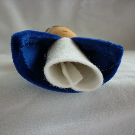 TausendschönStoffpuppen: Fingerpüppchen König