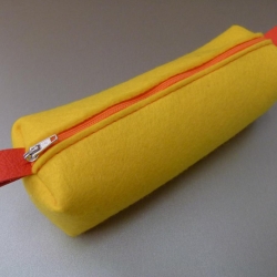 Mäppchen / Federmäppchen / Stiftemäppchen - GELB