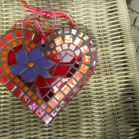 Mosaikherz zum Stellen, Legen, Hängen rot orange