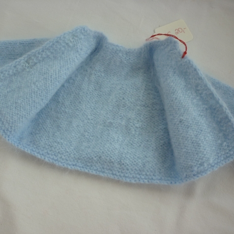 Flauschige Strickjacke Angora, Puppengröße bis 40 cm