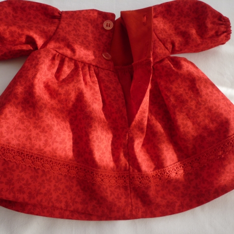 Rotes Puppenkleid. Für Puppengröße 37 - 40 cm