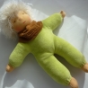Nickilie. Stoffpuppe nach Art der Waldorfpuppe
