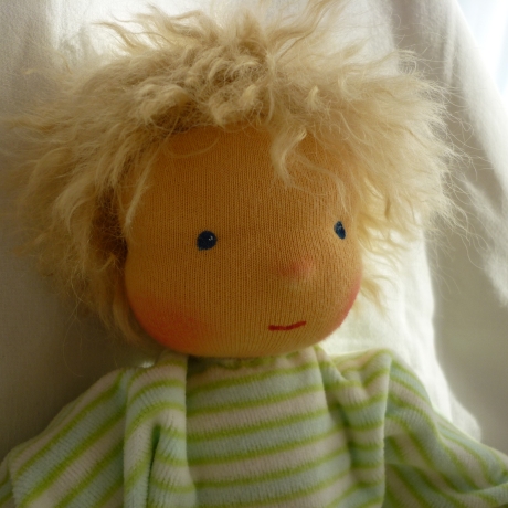 Schlamperle. Stoffpuppe nach Art der Waldorfpuppe