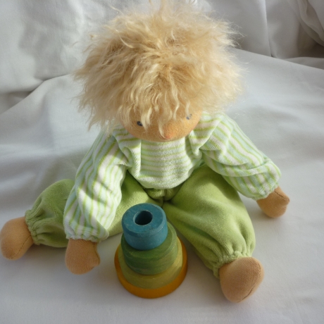 Schlamperle. Stoffpuppe nach Art der Waldorfpuppe