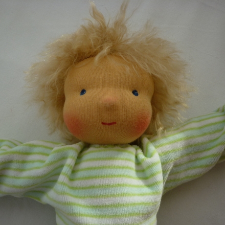 Schlamperle. Stoffpuppe nach Art der Waldorfpuppe