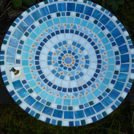 Beton Vogeltränke Mosaik Wasserschale Biene