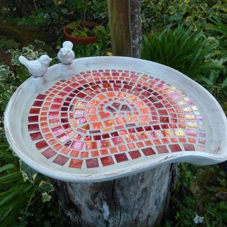 Mosaik Vogeltränke Blattform Rot orange