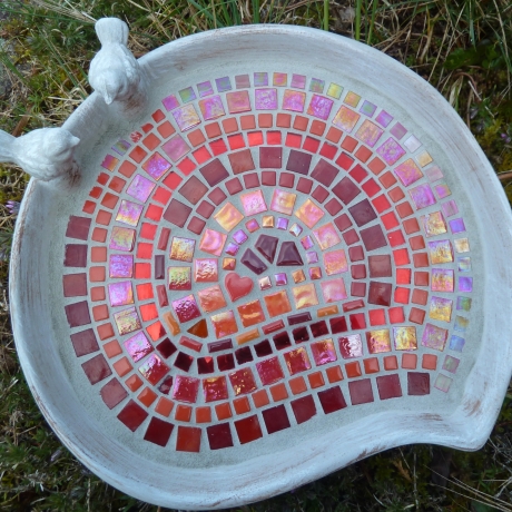 Mosaik Vogeltränke Blattform Rot orange