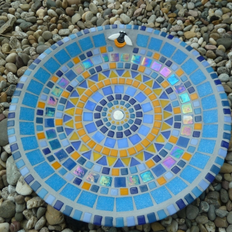 Beton Vogeltränke Mosaik Wasserschale Biene