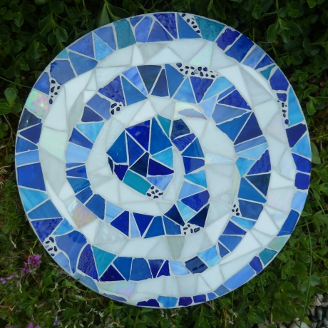 Mosaik  Garten Zierstein Dekostein rund Spirale