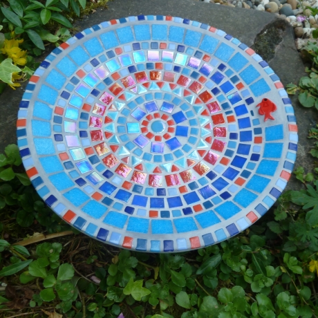Beton Vogeltränke Mosaik Wasserschale Fisch
