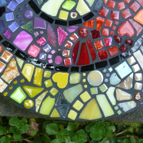 Mosaik  Garten Trittstein Farbverlauf Regenbogen Schnecke