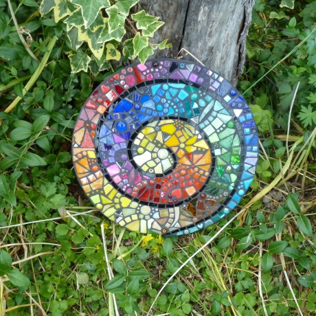 Mosaik  Garten Trittstein Farbverlauf Regenbogen Schnecke