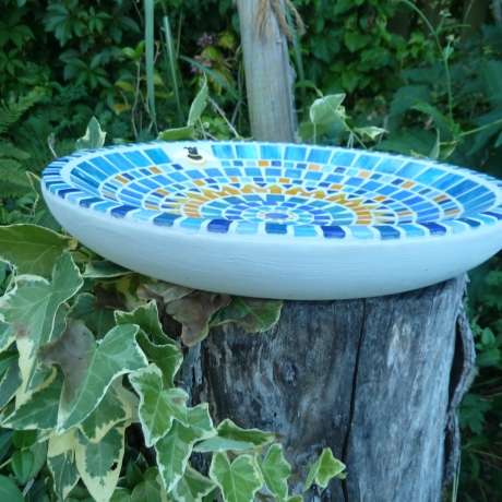 Beton Vogeltränke Mosaik Wasserschale Biene