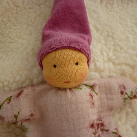 TausendschönStoffpuppen: Schlenkerchen Musselin