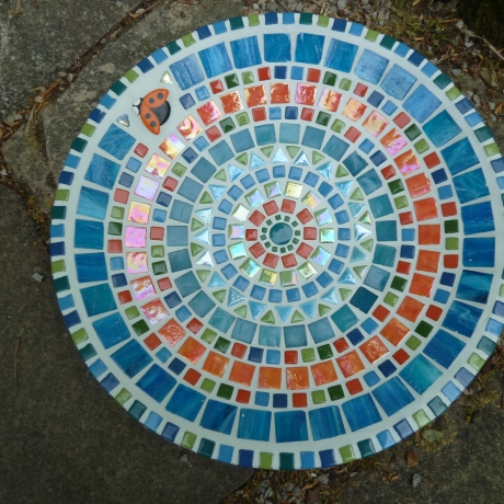 Beton Vogeltränke Mosaik Wasserschale Marienkäfer