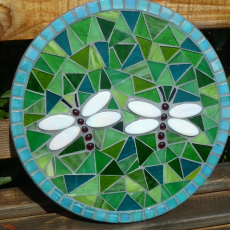 Mosaik  Garten Trittstein Dekostein rund Libellen weiß