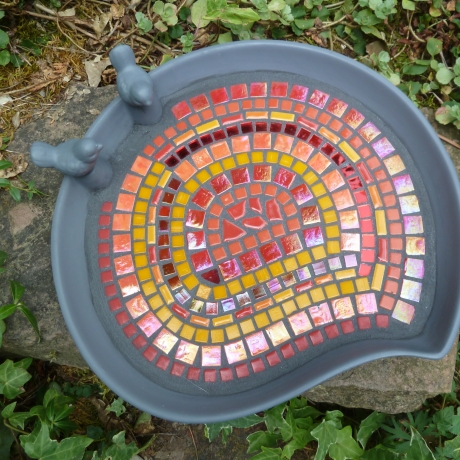Mosaik Vogeltränke Blattform Rot orange