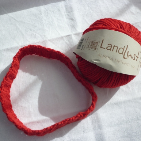 TausendschönStoffpuppen: Feenschleier aus Seide pflanzengefärbt