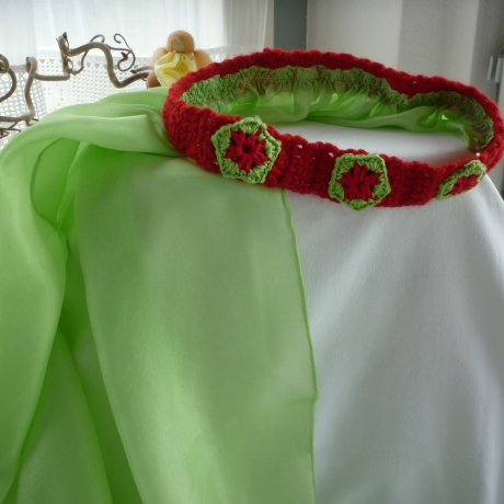 TausendschönStoffpuppen: Feenschleier aus Seide pflanzengefärbt