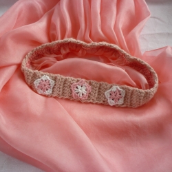 TausendschönStoffpuppen: Feenschleier aus Seide, pflanzengefärbt 