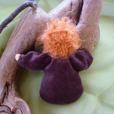 Wurzelkind für den Jahreszeitentisch