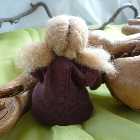 TausendschönStoffpuppen: Wurzelkind 