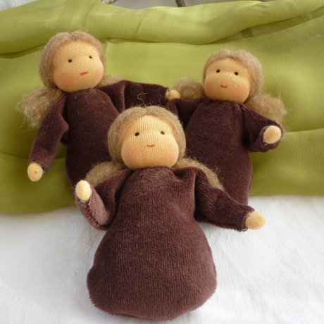 TausendschönStoffpuppen: Wurzelkind 