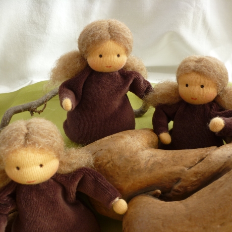 TausendschönStoffpuppen: Wurzelkind 