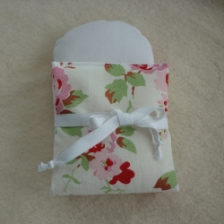 Steckbettchen für kleine Puppen