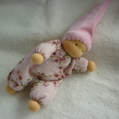 TausendschönStoffpuppen: Schlenkerchen Musselin