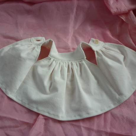 Puppenkleid mit Schürze für Puppengröße 37 - 40 cm
