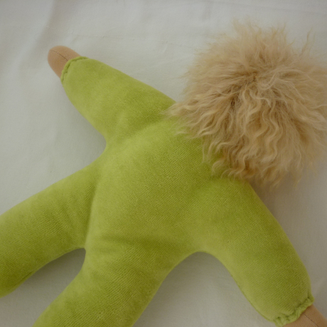 Nickilie. Stoffpuppe nach Art der Waldorfpuppe
