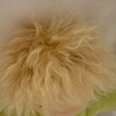Nickilie. Stoffpuppe nach Art der Waldorfpuppe