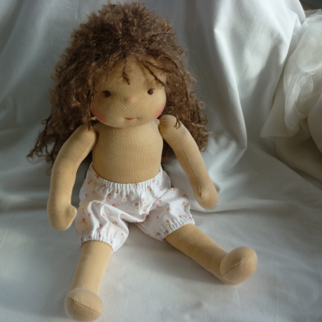 Stoffpuppe nach Art der Waldorfpuppe, Gliederpuppe