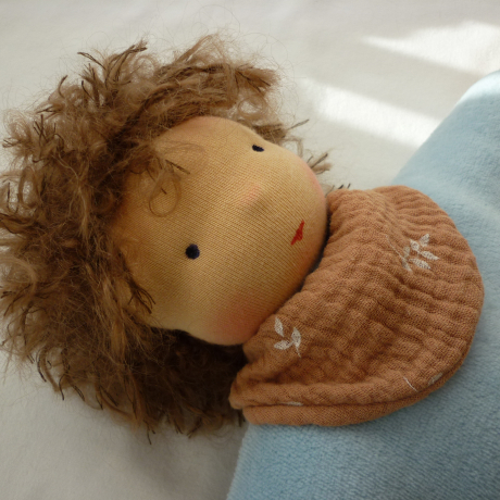 TausendschönStoffpuppen Nickilie