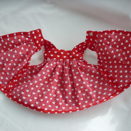 Schürzenkleid. Für Puppengröße 30 - 35 cm