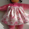 Schürzenkleid. Für Puppengröße 30 - 35 cm