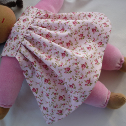 Schürzenkleid. Für Puppengröße 30 - 35 cm