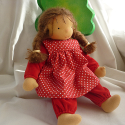Schlamperle. Stoffpuppe nach Art der Waldorfpuppe