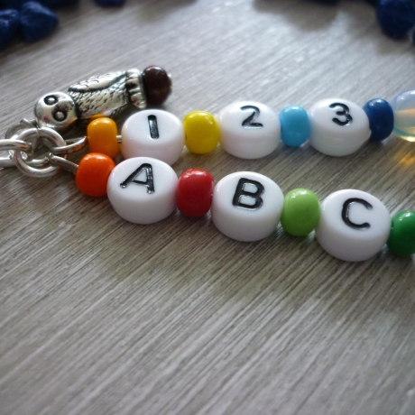 Charm / Taschenanhänger 'ABC' mit Eule / Einschulung