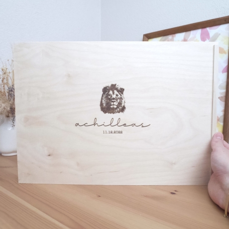 Erinnerungskiste personalisiert aus Holz | Löwe Erinnerungsbox