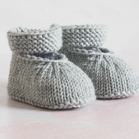 graue Babyschuhe, mit Riemchen, 0-3 Monate, gestrickt, aus Wolle